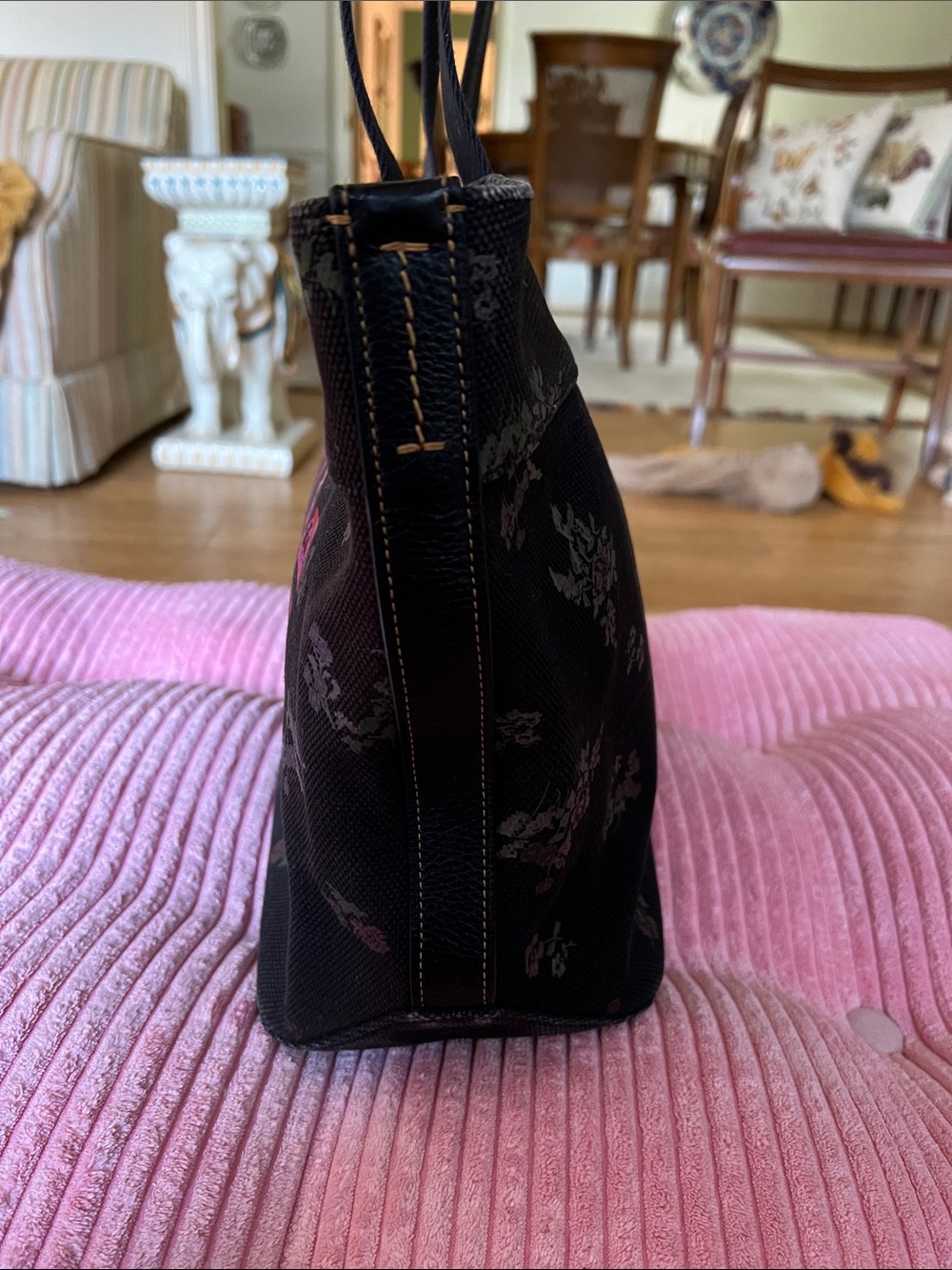 Coach x Jason Naylor LOVE Tote - Picture 5 of 16